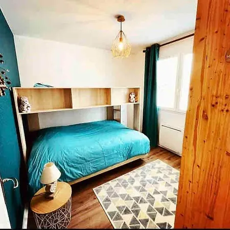 Superbe F3 Au Pied Des Pistes Avec Piscine Chauffee * Metabief